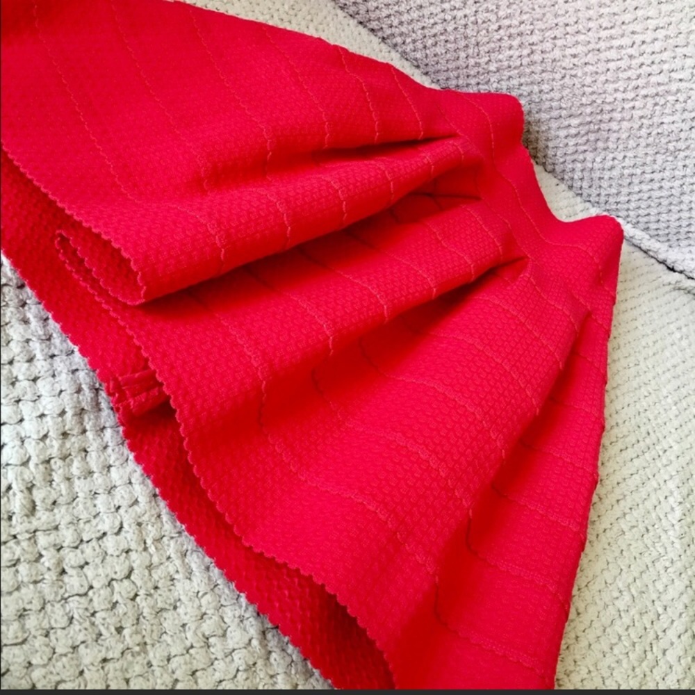 Pink Flared Bandage Skirt ( size small)